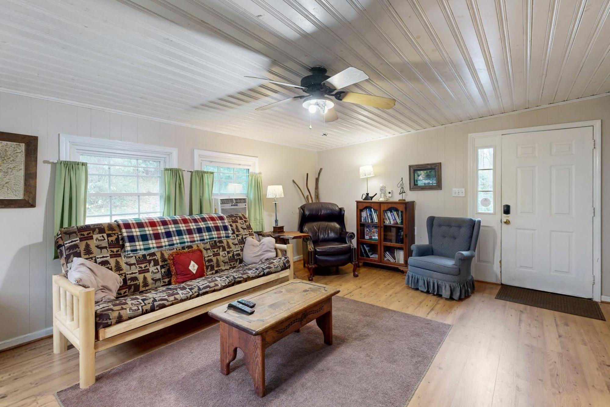 1 Bed 1 Bath Vacation Home In Sylva Exterior foto